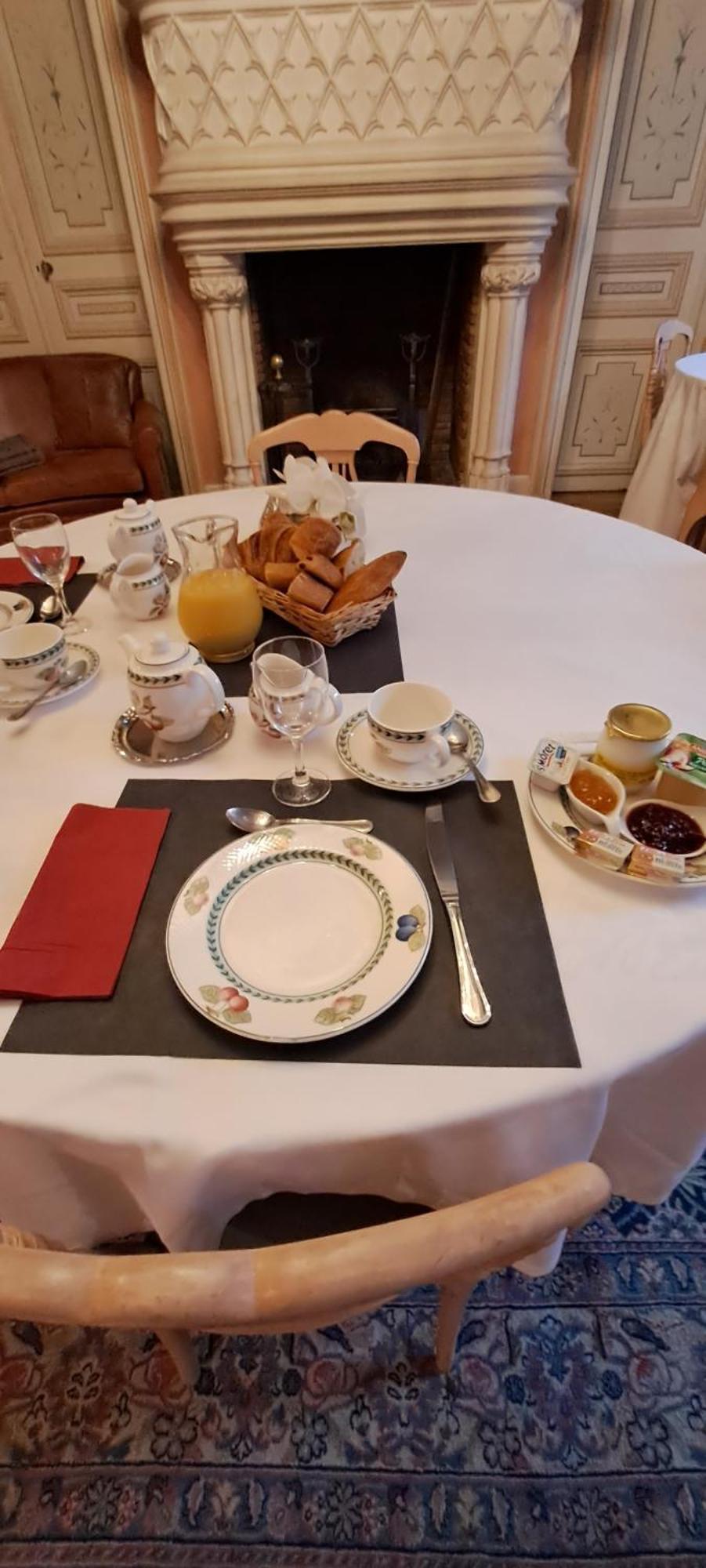 Hotel Particulier Des Canonniers Сен-Кантен Экстерьер фото