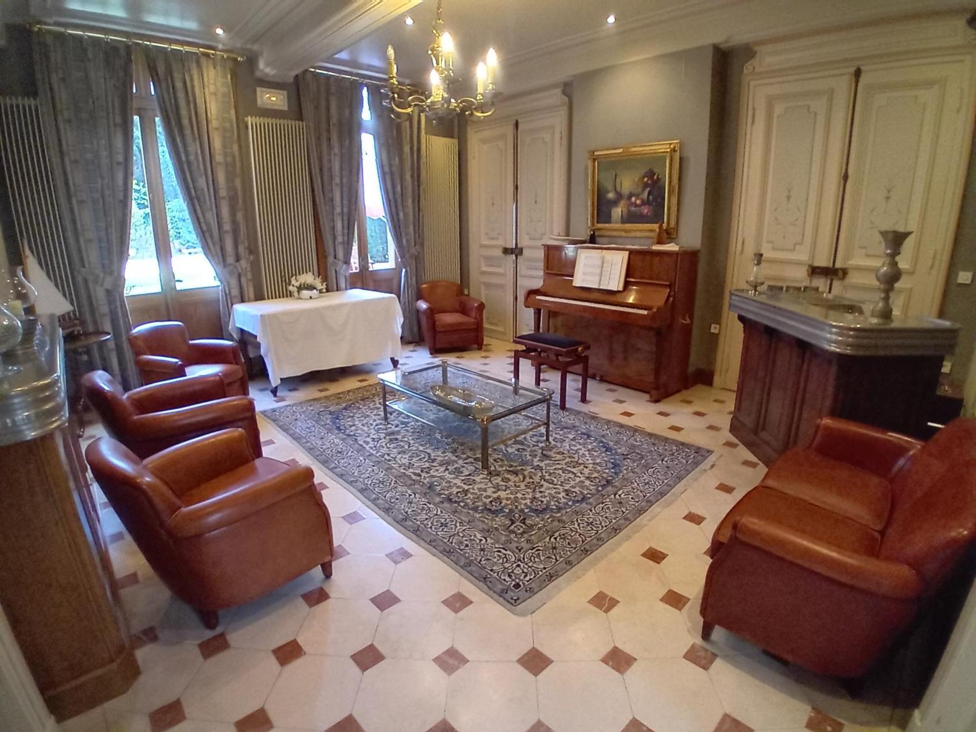 Hotel Particulier Des Canonniers Сен-Кантен Экстерьер фото